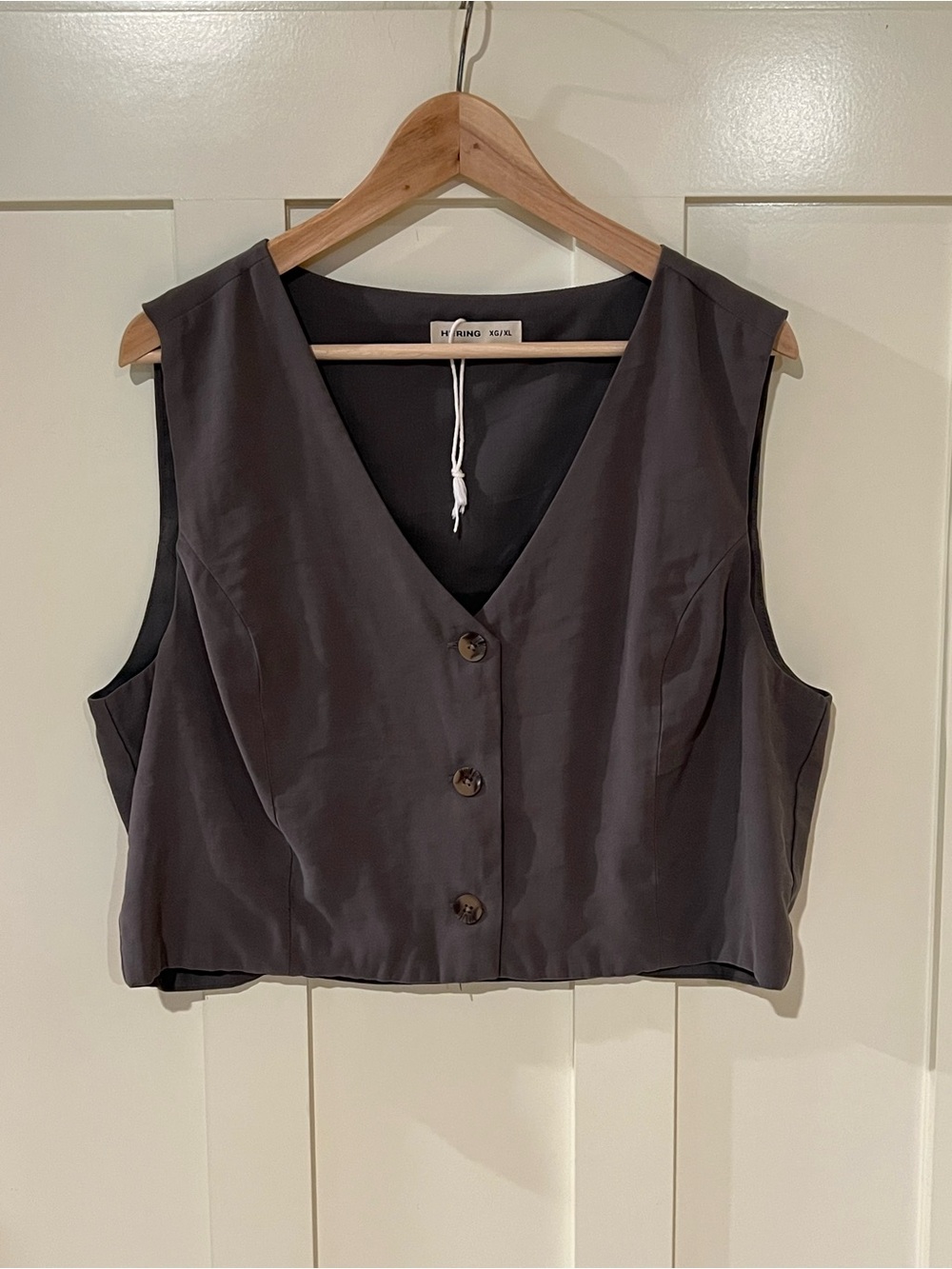 HERING Women’s Woven Vest Top XG/XL Sleeveless V-Neck Button Front Gray